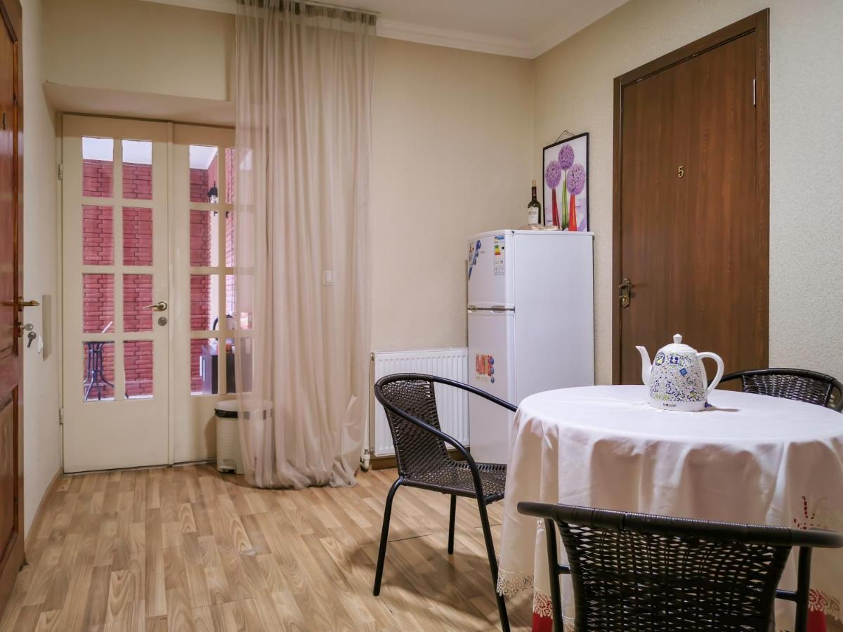 Myvibe Hotell Tbilisi Exteriör bild